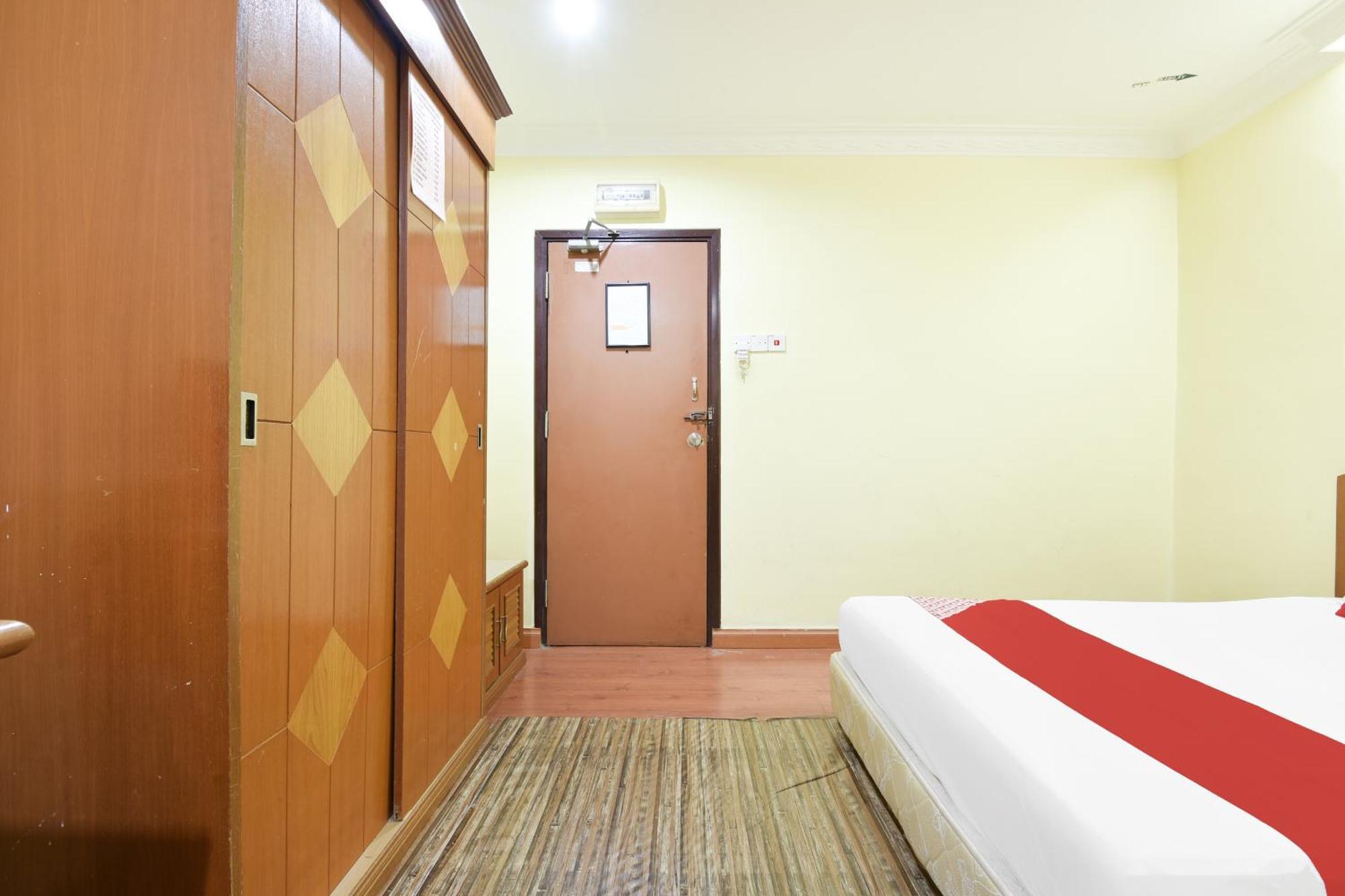 Hotel O Kota Bharu Near War Museum Formerly Azam Hotel Eksteriør billede